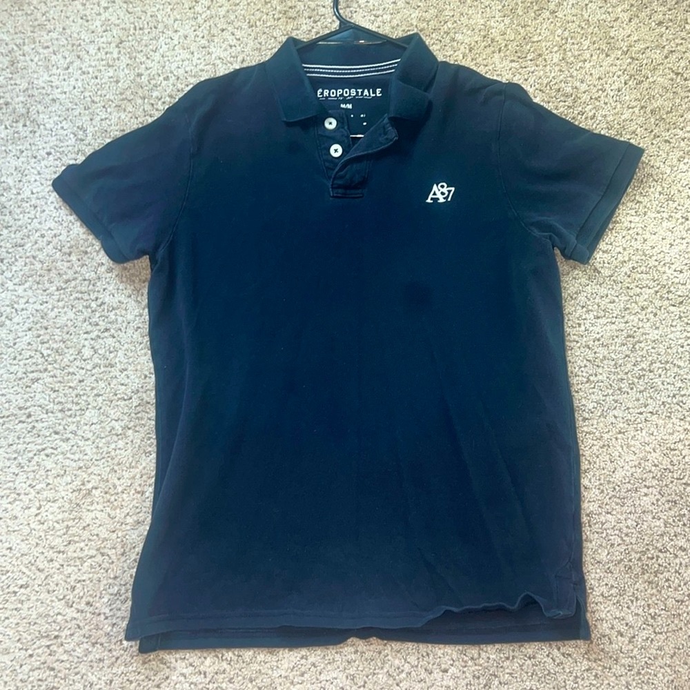 Aeropostale Men’s Black button neck polo with white logo mens size Medium